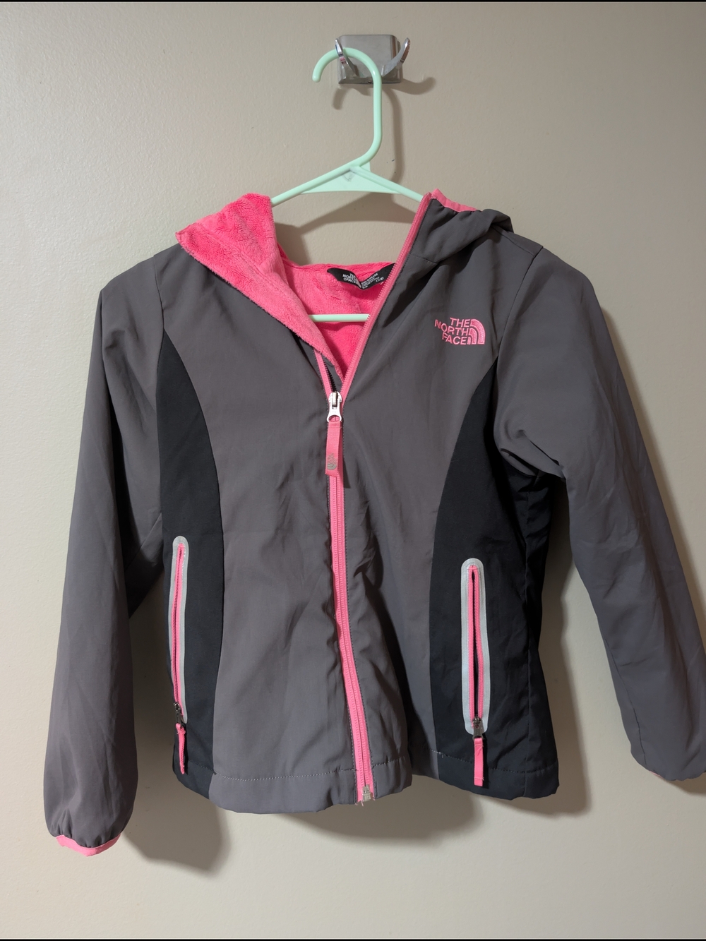 The North Face Girls' Windwall Jacket with Bright Pink Fleece Lining